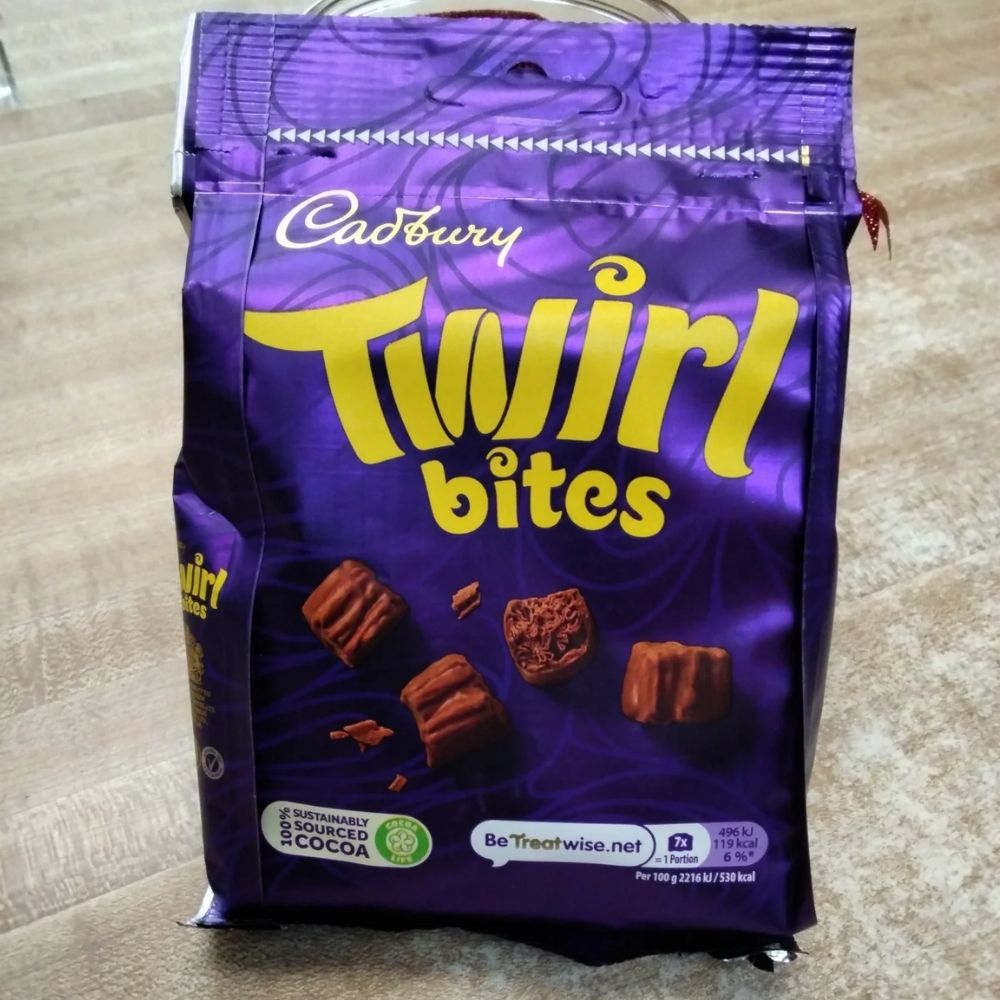 C'bury Twirl Chocolate Bites 100g