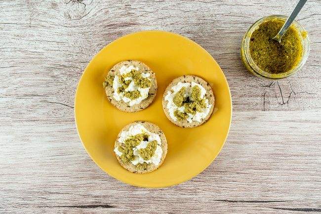 Nairns Cheese Oat Cakes 200g