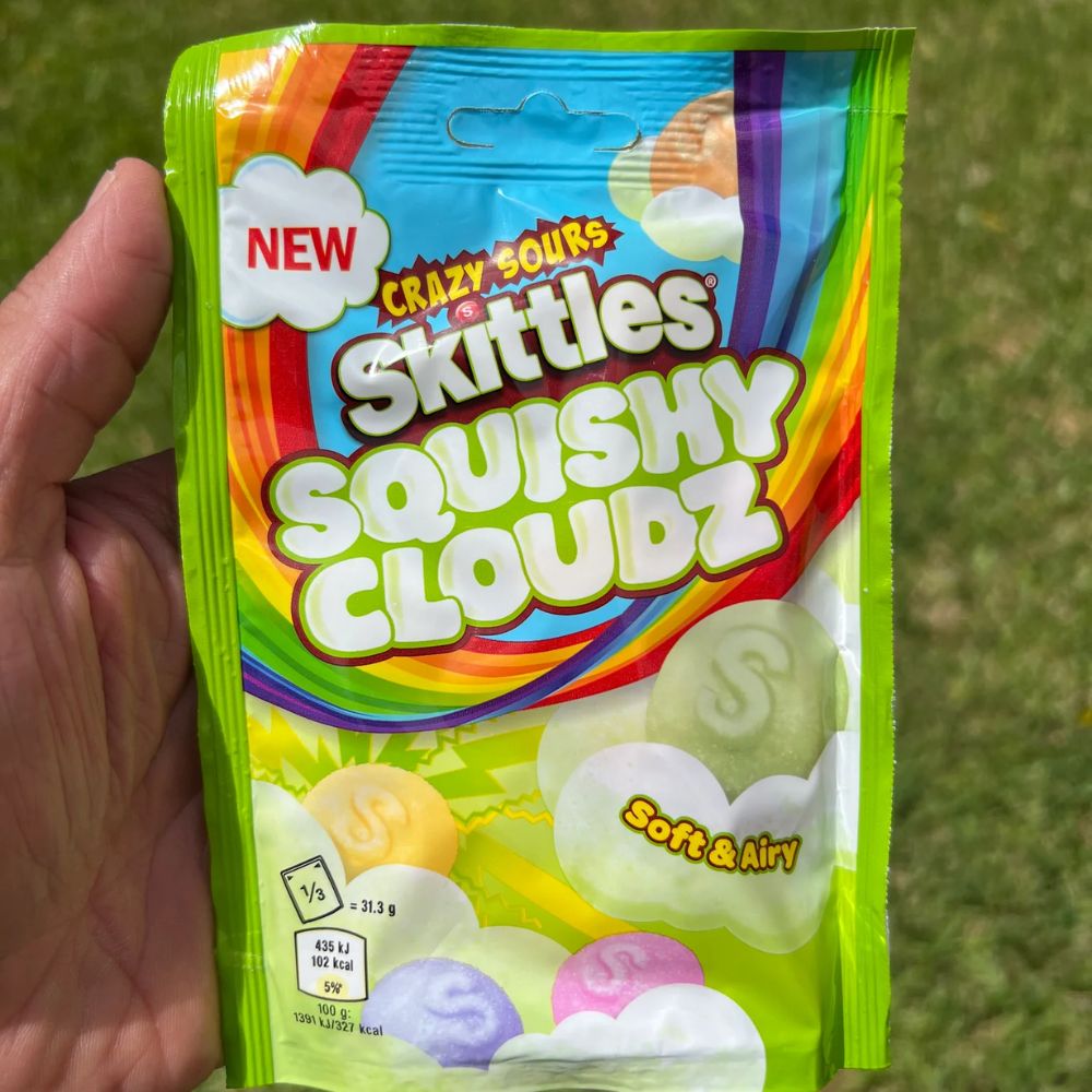 Skittles Squishy Cloudz Fruit Sourz Pouch Bag 94g