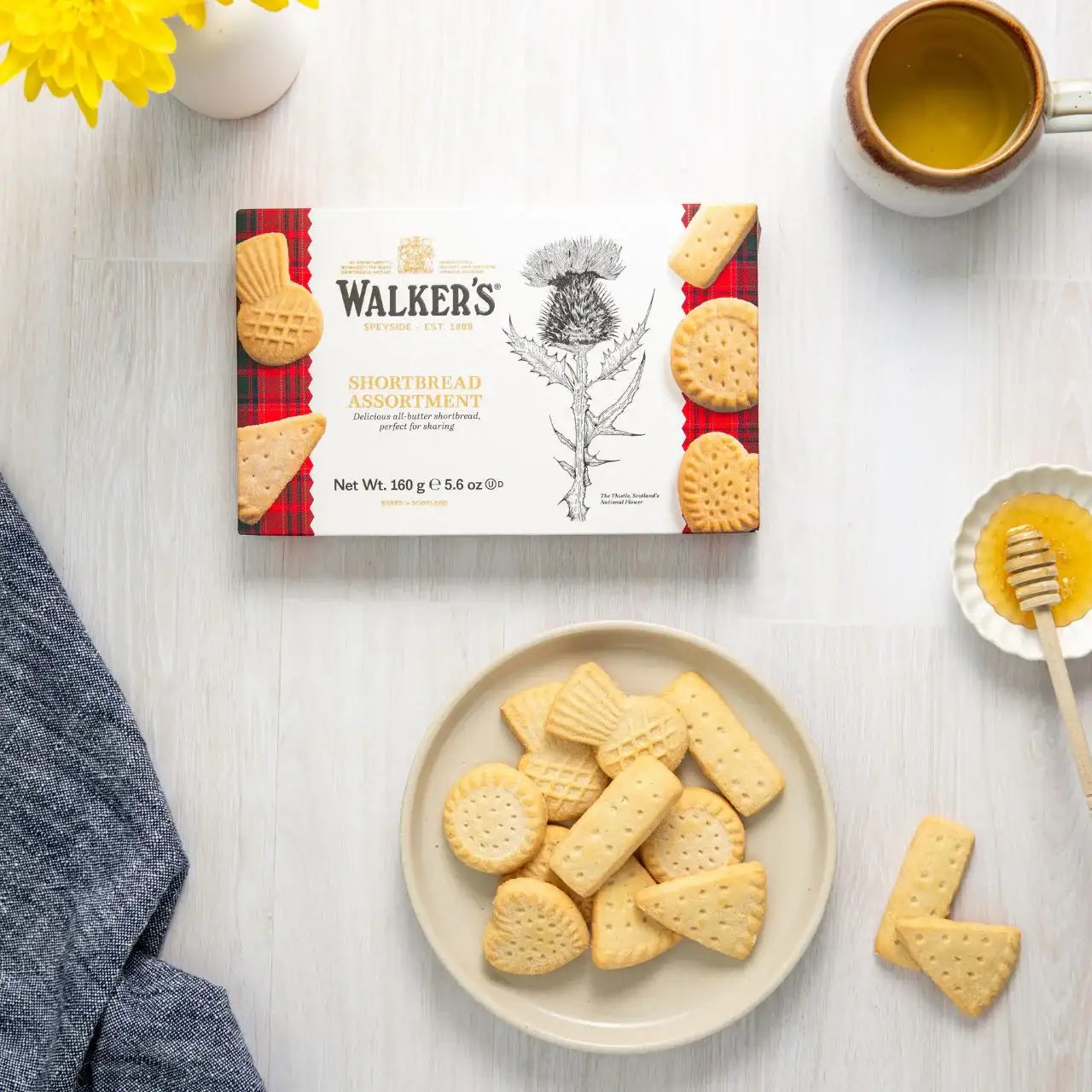 Walkers Shortbread Thistle Flower Mini Assorted 5.6oz